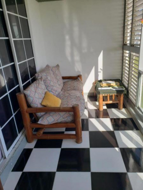 Oceanview Apt - Montego Bay Ja pool bar beach